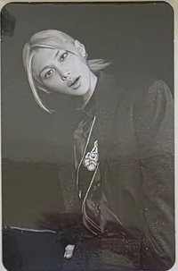 黑白菲