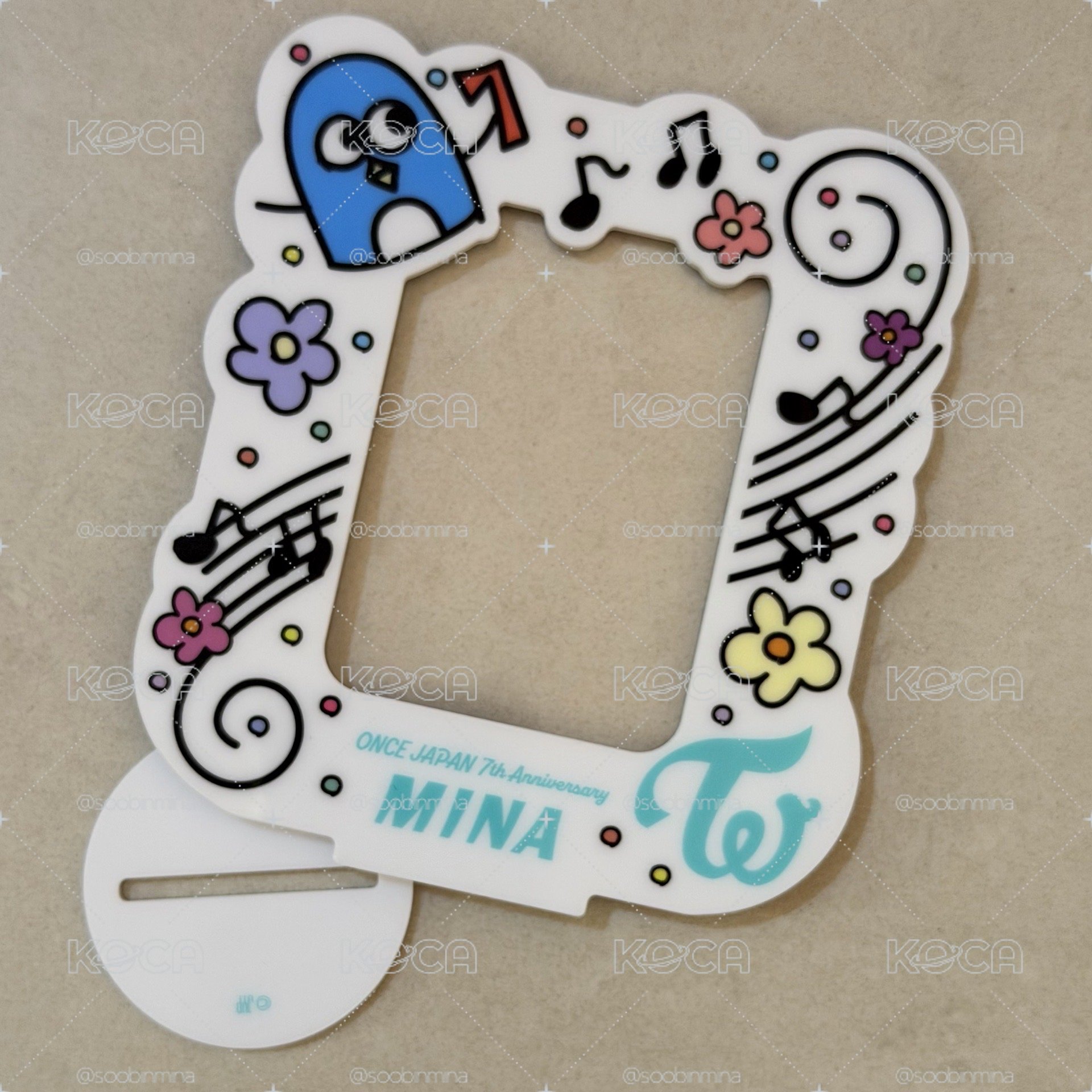 MINA 七週年立牌