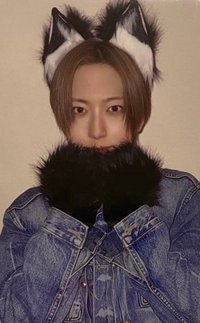 MOM 日咖 SHOWCASE 特典卡 B ver.