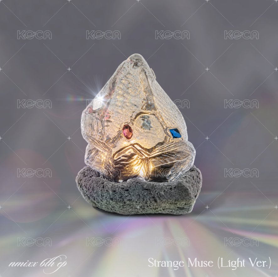 Light Ver. （含隨機特典乙張）