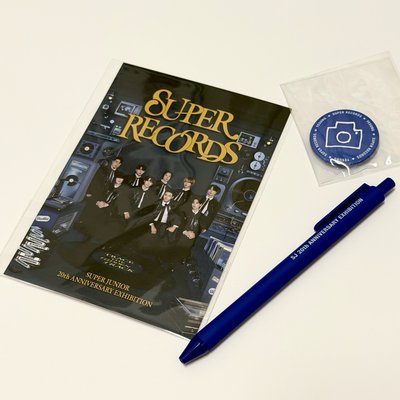 合售｜SUPER JUNIOR SUPER RECORDS 20週年展覽台灣限定 入場原子筆+明信片+藝聲徽章