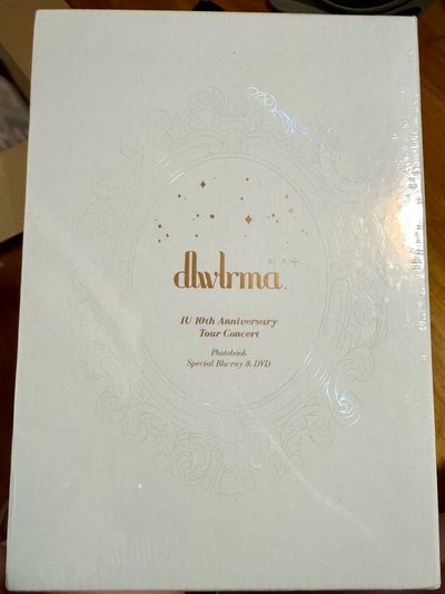 IU 10週演唱會年藍光DVD 全新未拆