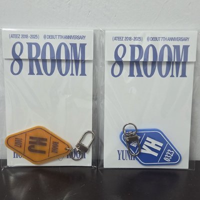 8ROOM 鑰匙圈