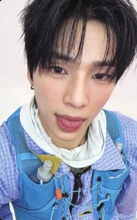 SAUCIN’ 專輯卡 YELLOW ver.