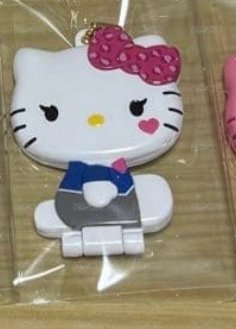 學生服凱蒂