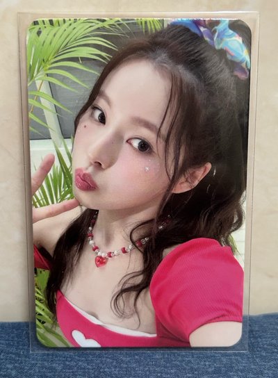 NMIXX Kyujin小卡