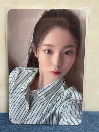 NMIXX Kyujin小卡