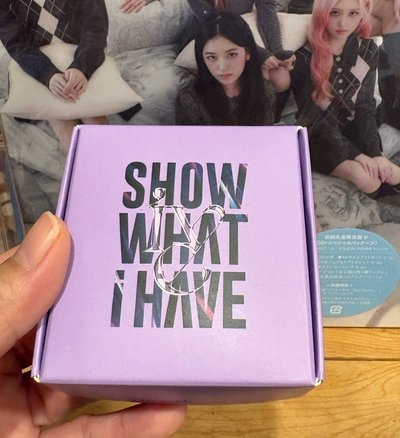 SHOW WHAT I HAVE 安戒指