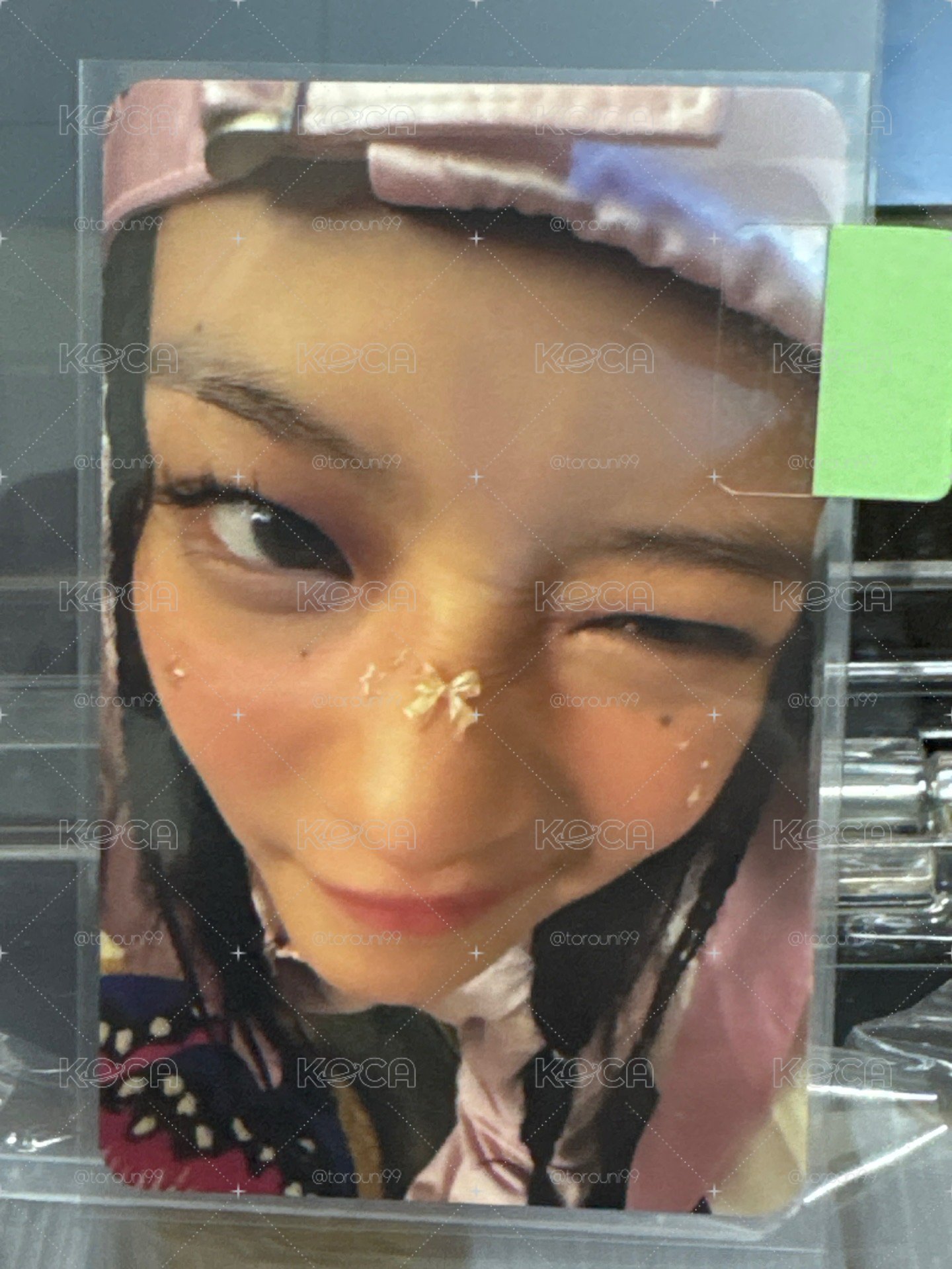 擠眼哈
