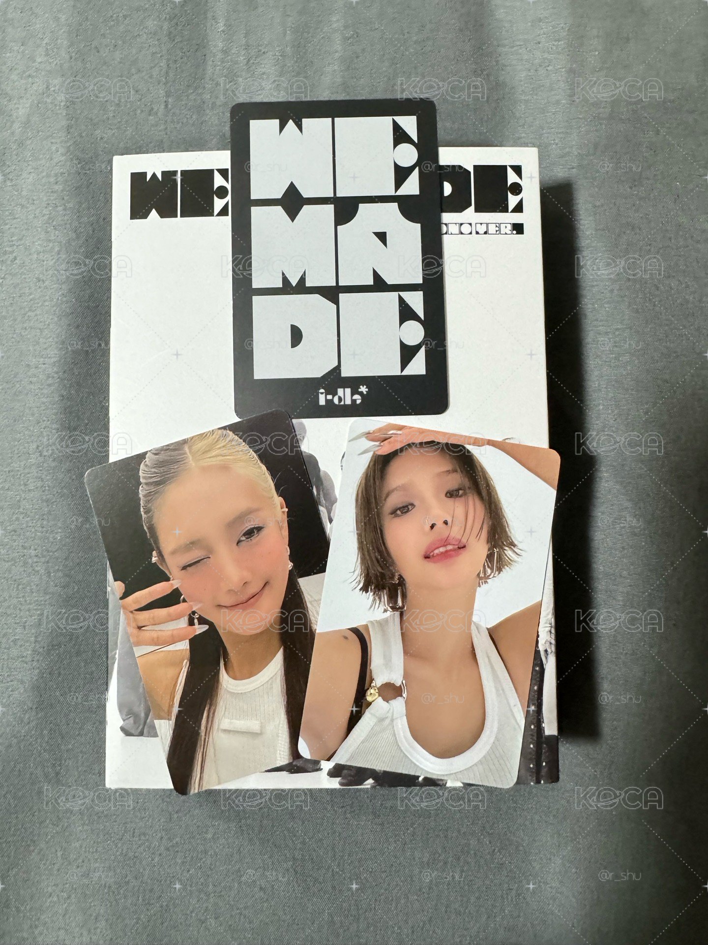 we made 已拆親簽美專沒有親簽海報
