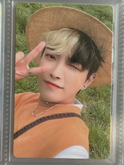 ATEEZ 弘中 2022夏日寫真卡（一般通路）
