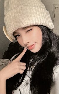 MAMIHLAPINATAPAI yzy 線上1.0 簽售卡 