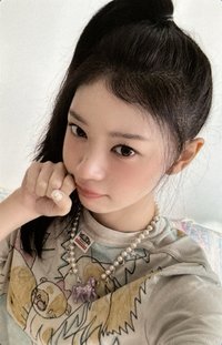 MAMIHLAPINATAPAI yzy 線上1.0 簽售卡 