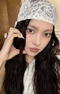 MAMIHLAPINATAPAI yzy 線上6.0 簽售卡 