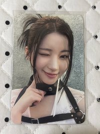 al眨眼角