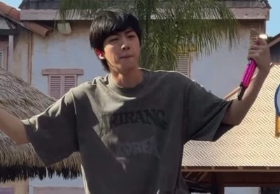 阿里郎演唱會週邊 S號 上衣