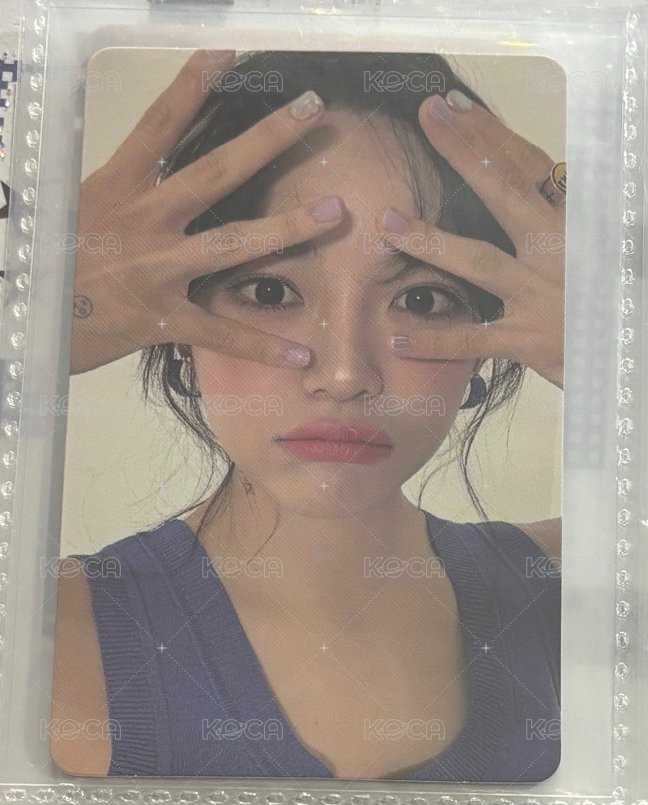 藍衣服遮臉🙈
