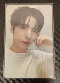 大狗狗眨眨眼😘
