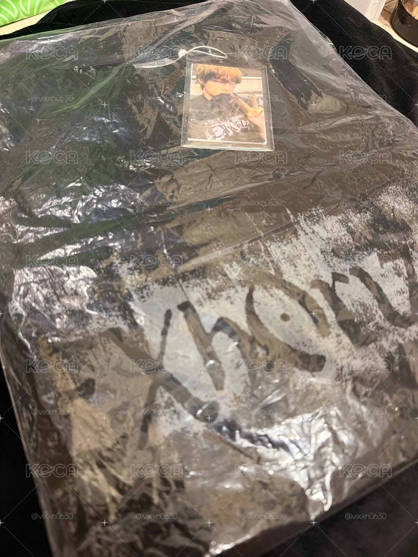 ✅全新未拆 EXO Kai六巡首爾場上衣