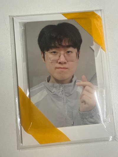 26HLE 越南FANFEST 限定小卡
