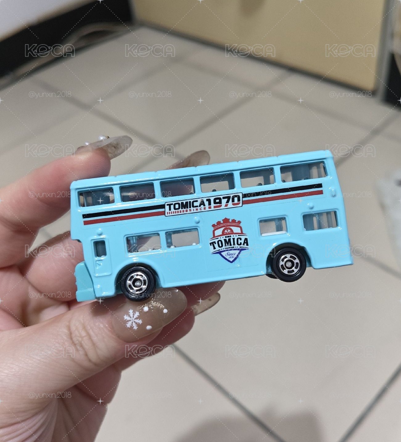 LONDON BUS 