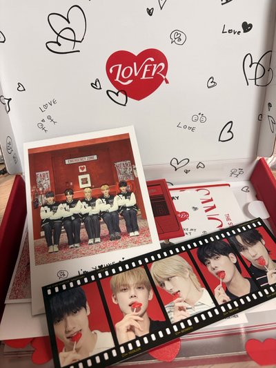 迷七 專輯  LOVER ver. + 顯專卡