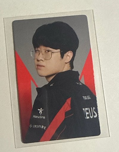 ZEUS 正官庄 代言卡