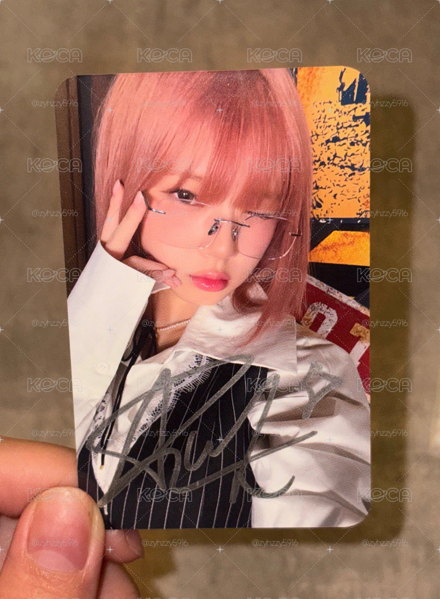 UNIS kotoko 雜誌簽卡