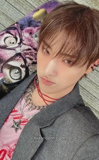 DUH! H ver. 專輯卡 