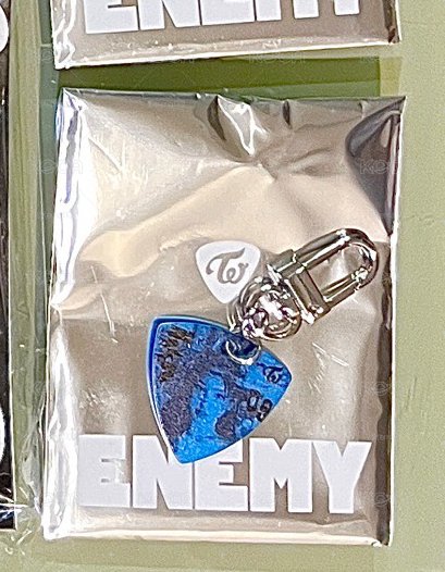 TWICE日專《ENEMY》周邊 隨機吉他撥片吊飾 娜璉