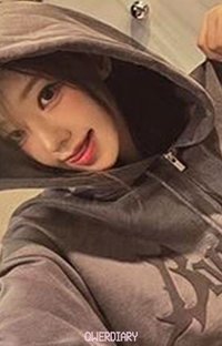 2週年快閃店 周邊卡 衣服卡