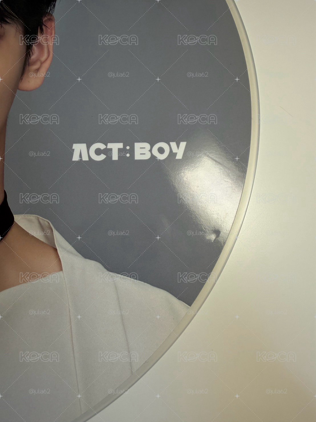 Act boy彬 扇子