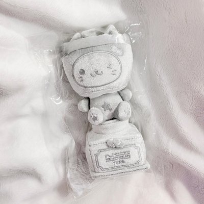 【現貨】YUSHI 獎盃娃娃 全新僅拆檢
