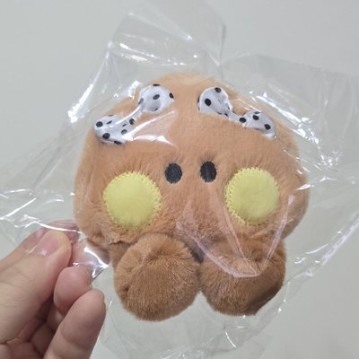 BT21波點蝴蝶結吊飾 Shooky
