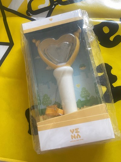 yena手燈