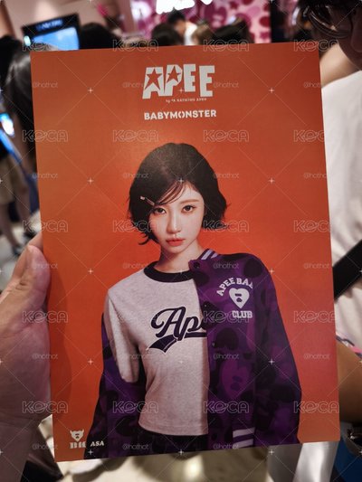 角 apee 海報