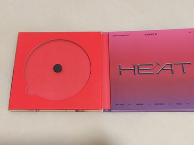 I heat 團封空專，無CD，僅封面、PB