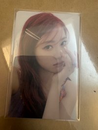 美麗紅髮婷