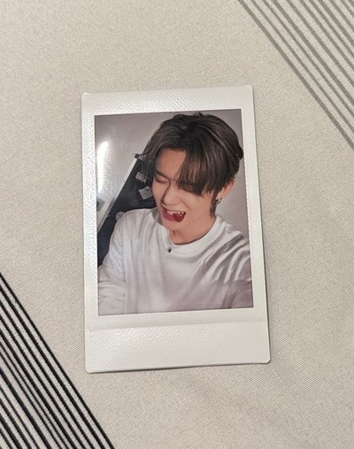 竣 pick 拍立得