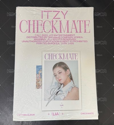 Lia 美版親簽 Checkmate 全專