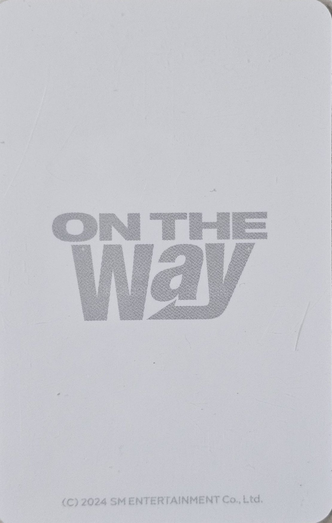 ON THE WAY 白T Merch card  Back
