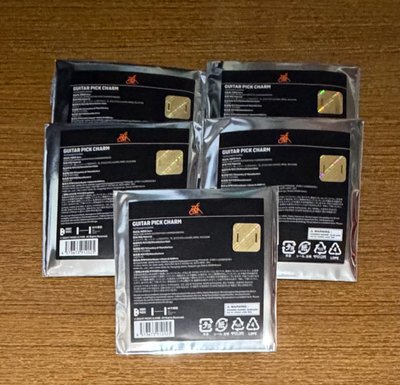 MOACON 日巡 pick吊飾 隨機未拆