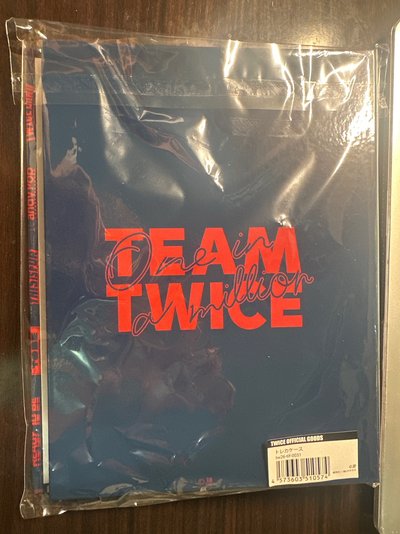 TWICE 新國立大卡冊