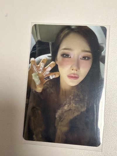 KISS N TELL Poster Ver 專輯卡 