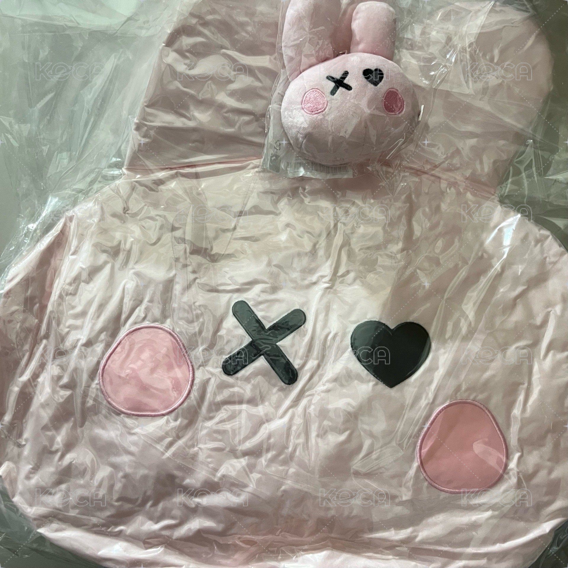 角抱枕+吊飾+滿額卡