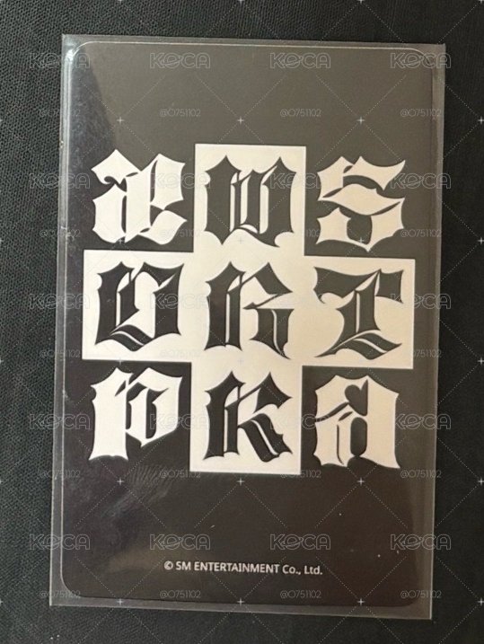 柚歪頭