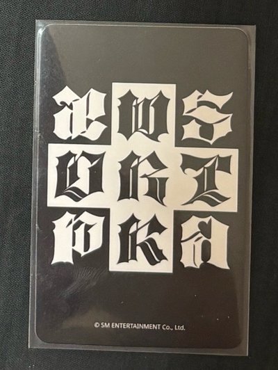 柚歪頭