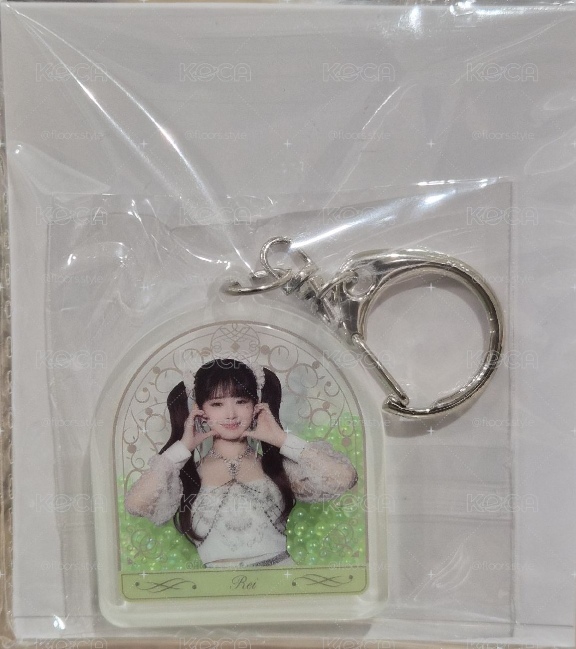 IVE SHOW WHAT I HAVE 日場鑰匙圈吊飾 REI