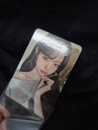 有瑕疵 ive 周邊卡圓
