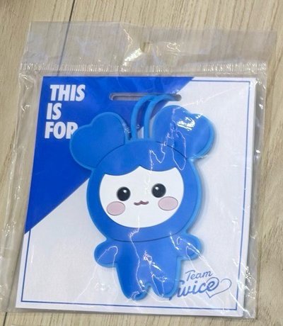 TWICE 子瑜行李吊牌